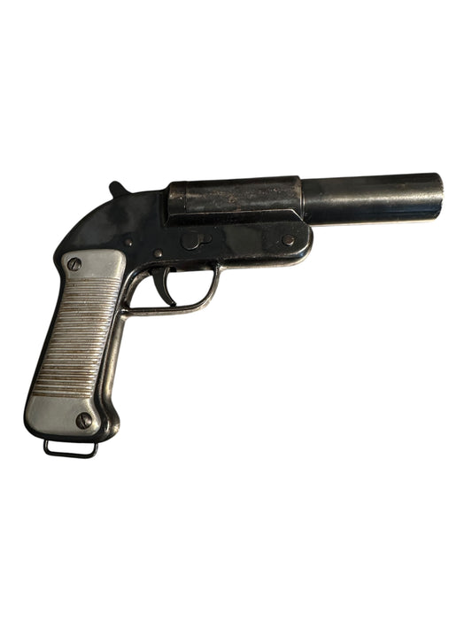 1954 WWII  Flare Pistol